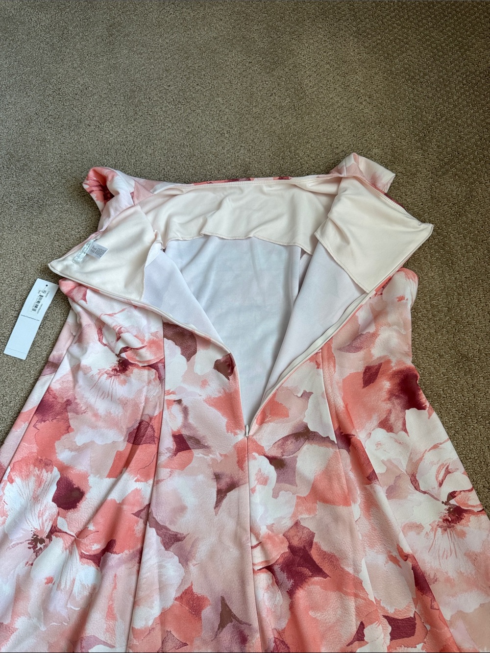 202M NWT London Times Plus Size Cap Sleeve Fit & Flare Dress - Size: 18W - Picture 11 of 11